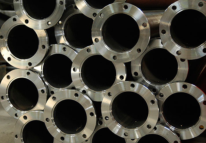 Mecanizado y soldadura para grandes tuberías